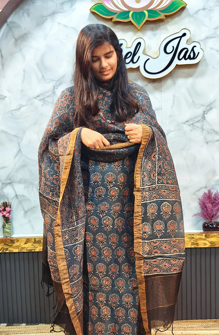 Ajrakh Silk Linen Salwar 3 Main image