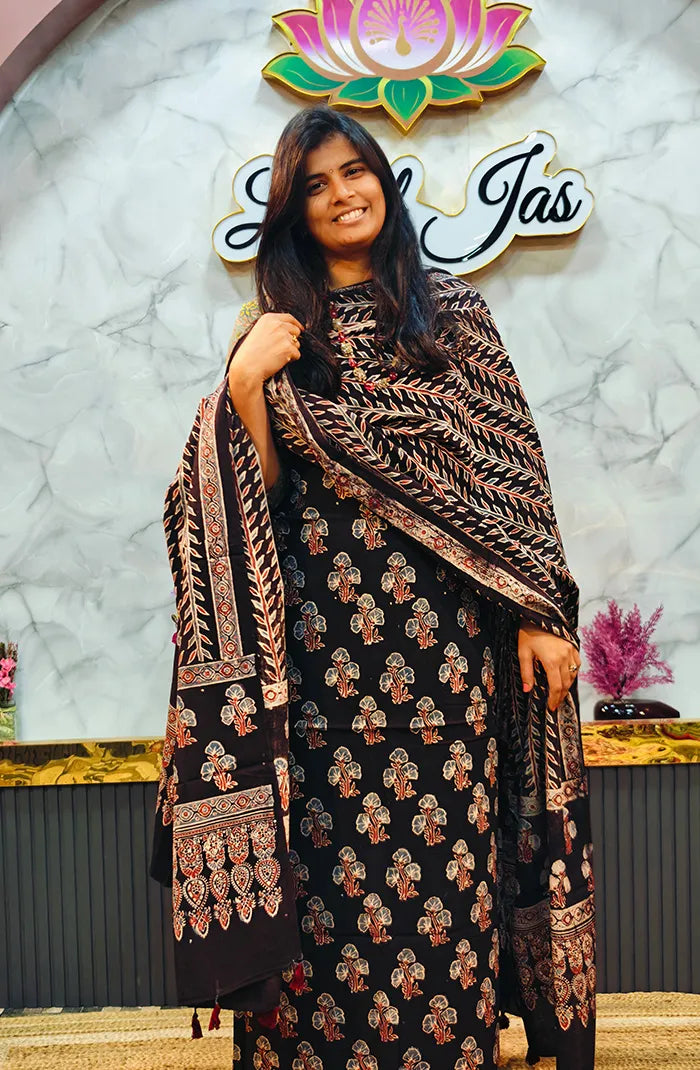 Ajrak Handblock Salwar 5 Main image