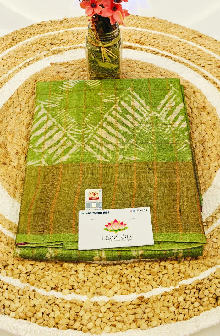 Shibori with Zari Checks Printed Saree Main image