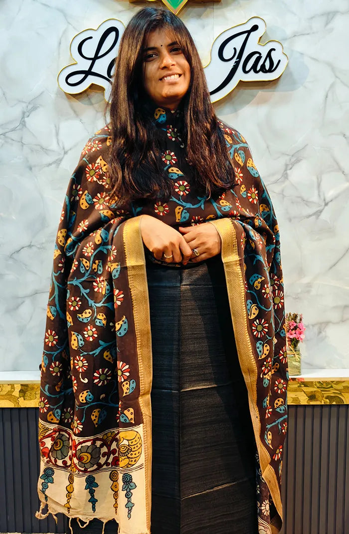 Tussar Salwars 2 Main image