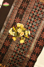 Premium Maheshwari Silk Saree with Ajrakh 6