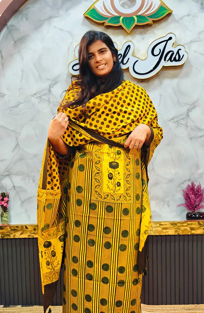 Ajrak Handblock salwar_17 Secondary image