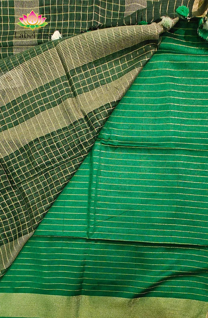 Pure  Linen Saree with Digital print 5 Secondary image