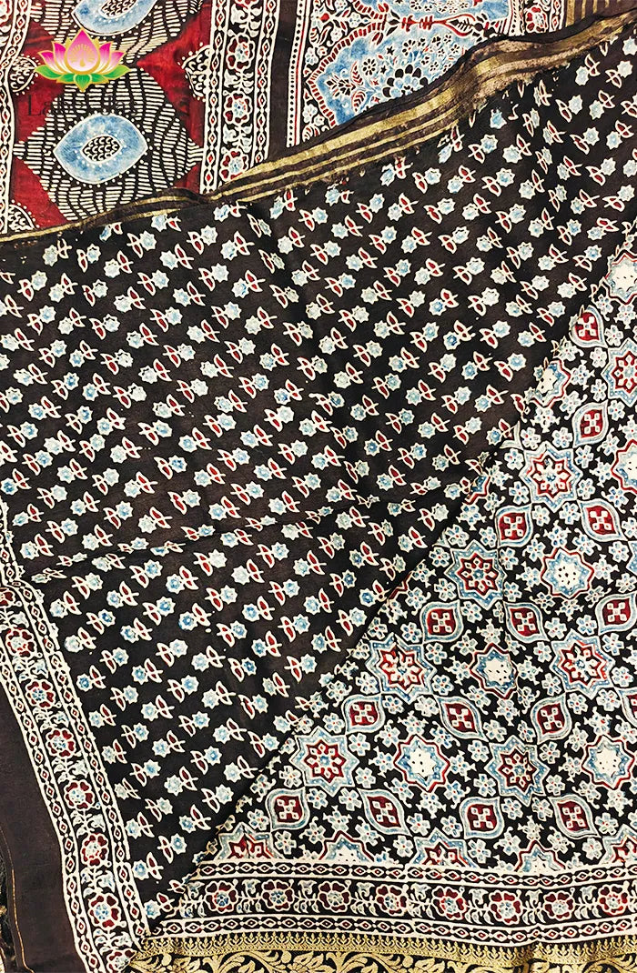 Dola Silk Saree with Ajrakh Handblock Print 6 Secondary image
