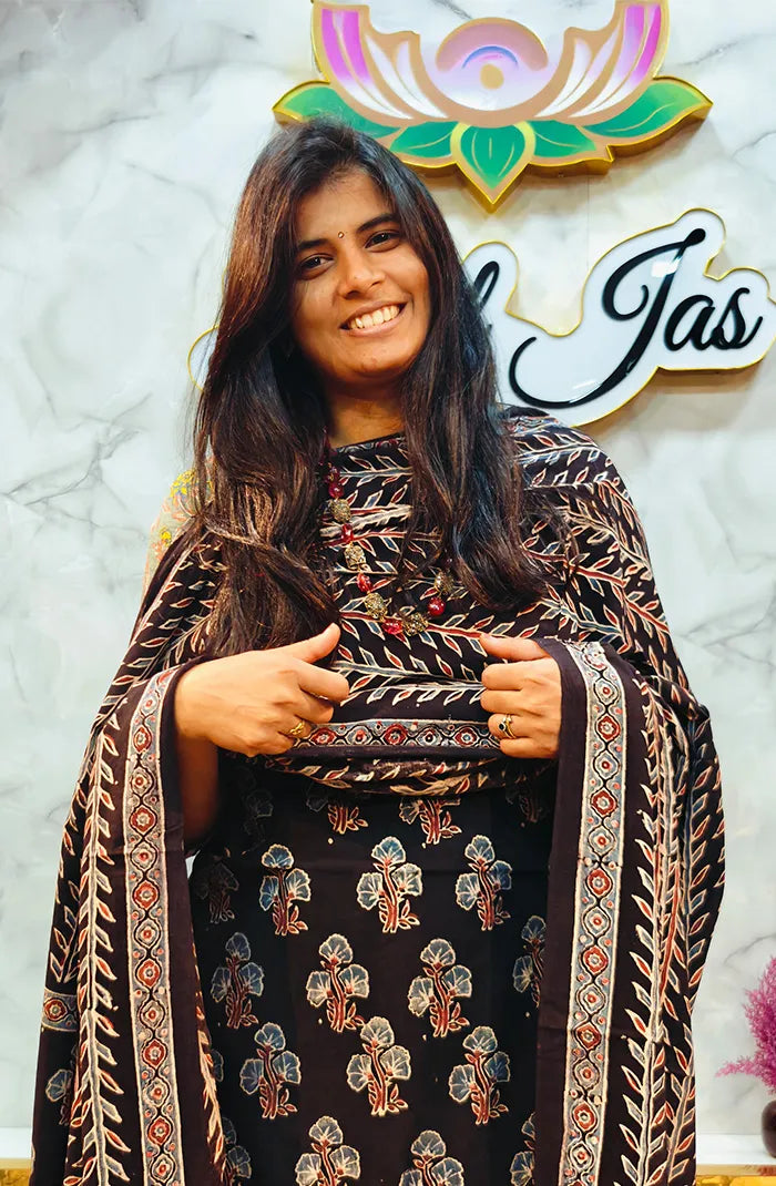Ajrak Handblock Salwar 5 Secondary image