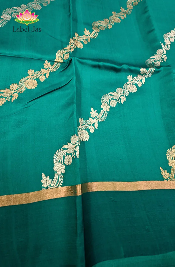 Pure Raw Mango Silk Saree 2 Secondary image