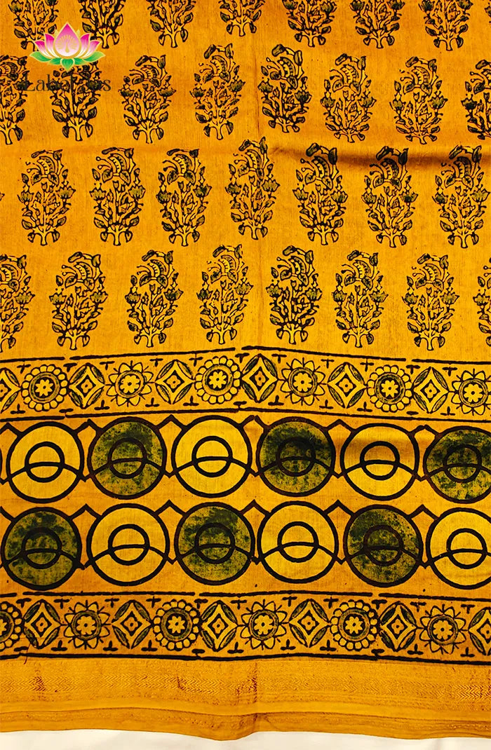 Premium Maheshwari Silk Saree with Ajrakh 3