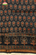 Premium Maheshwari Silk Saree with Ajrakh 5