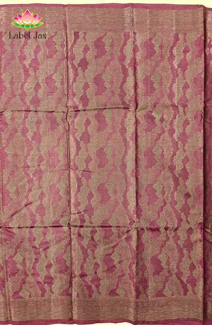 Tussar Saree with Banarasi Motifs 4