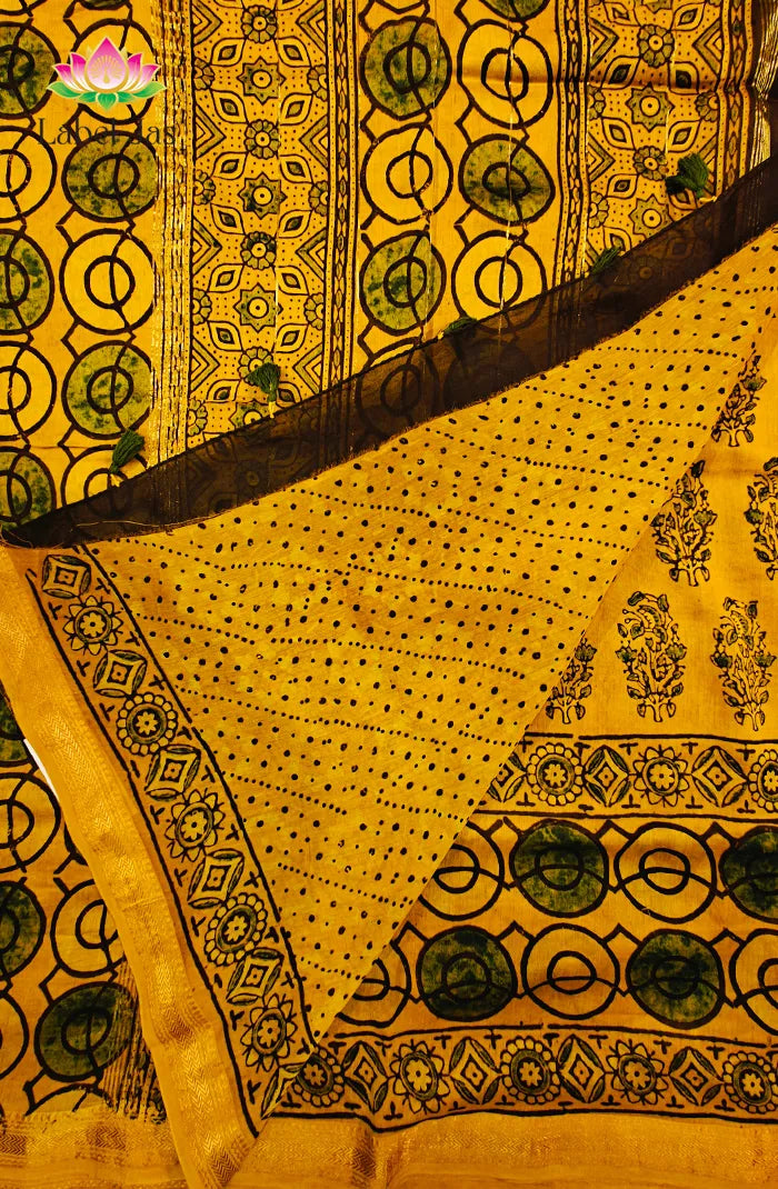 Premium Maheshwari Silk Saree with Ajrakh 3