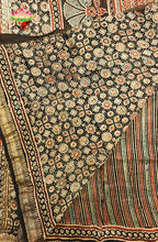 Premium Maheshwari Silk Saree with Ajrakh 7