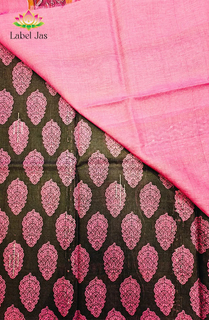 Premium Dupion Silk saree with block print 2